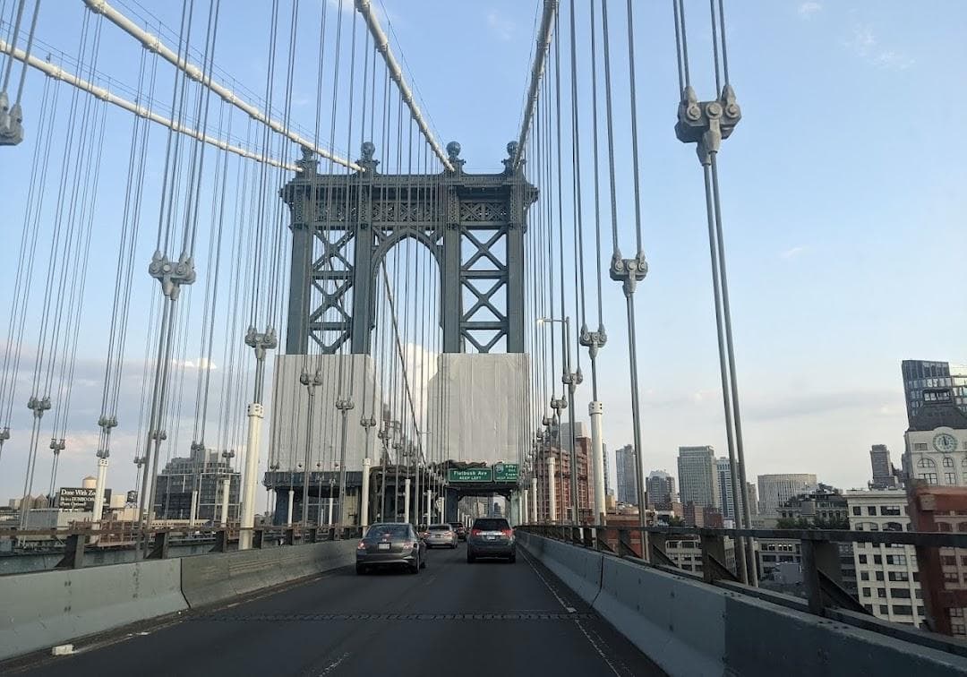 Manhattan Bridge photo 4