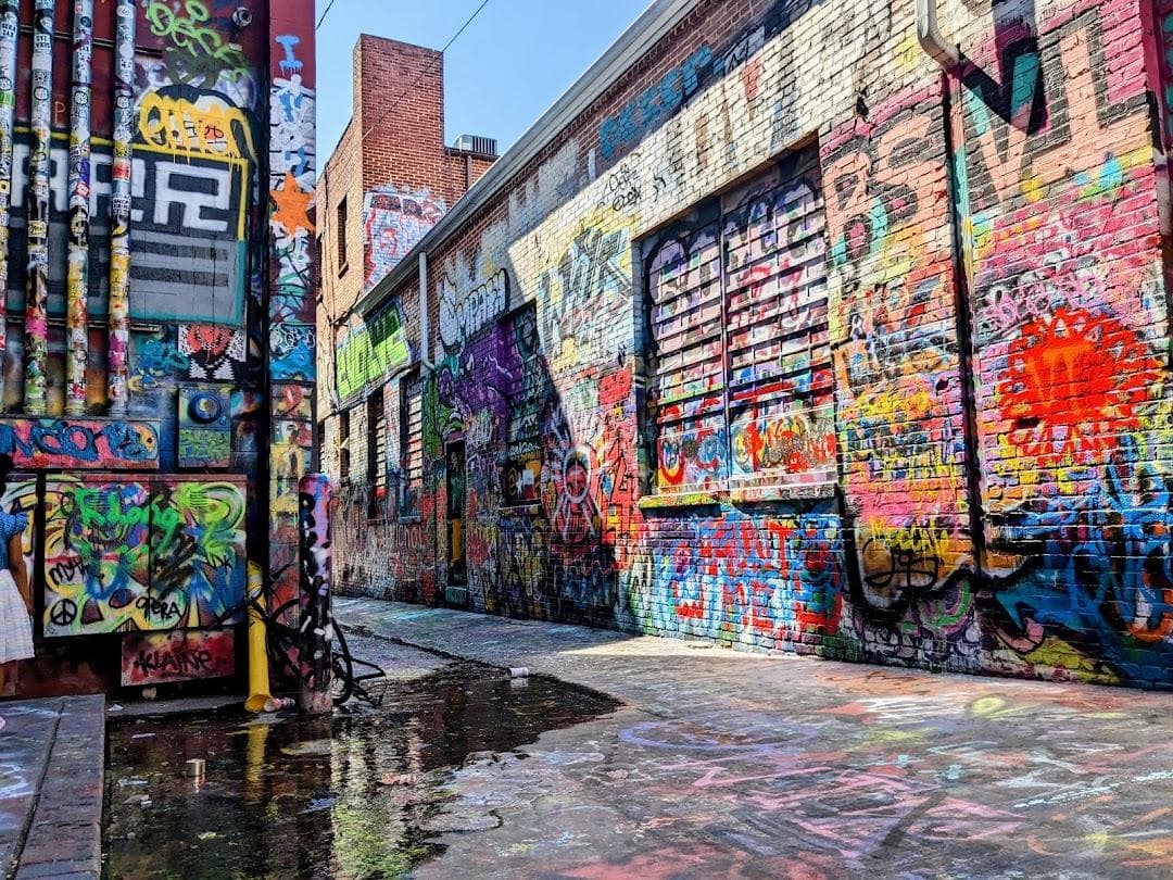 Graffiti Warehouse photo 5