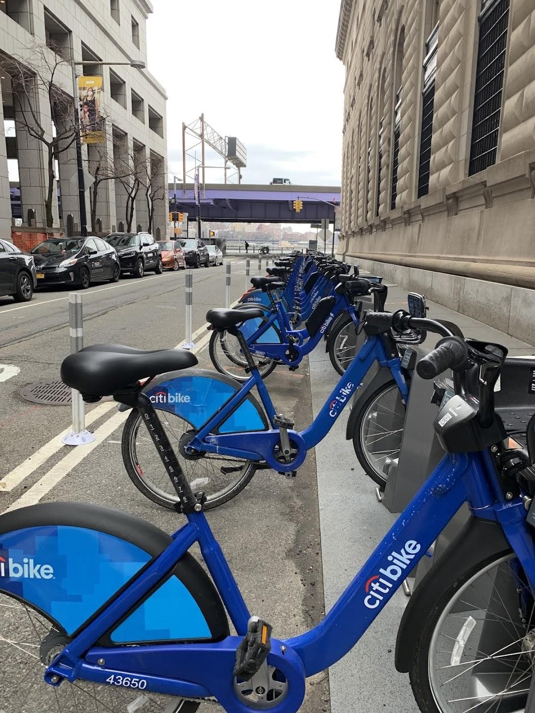 Citi Bike: Old Slip & South St photo 5