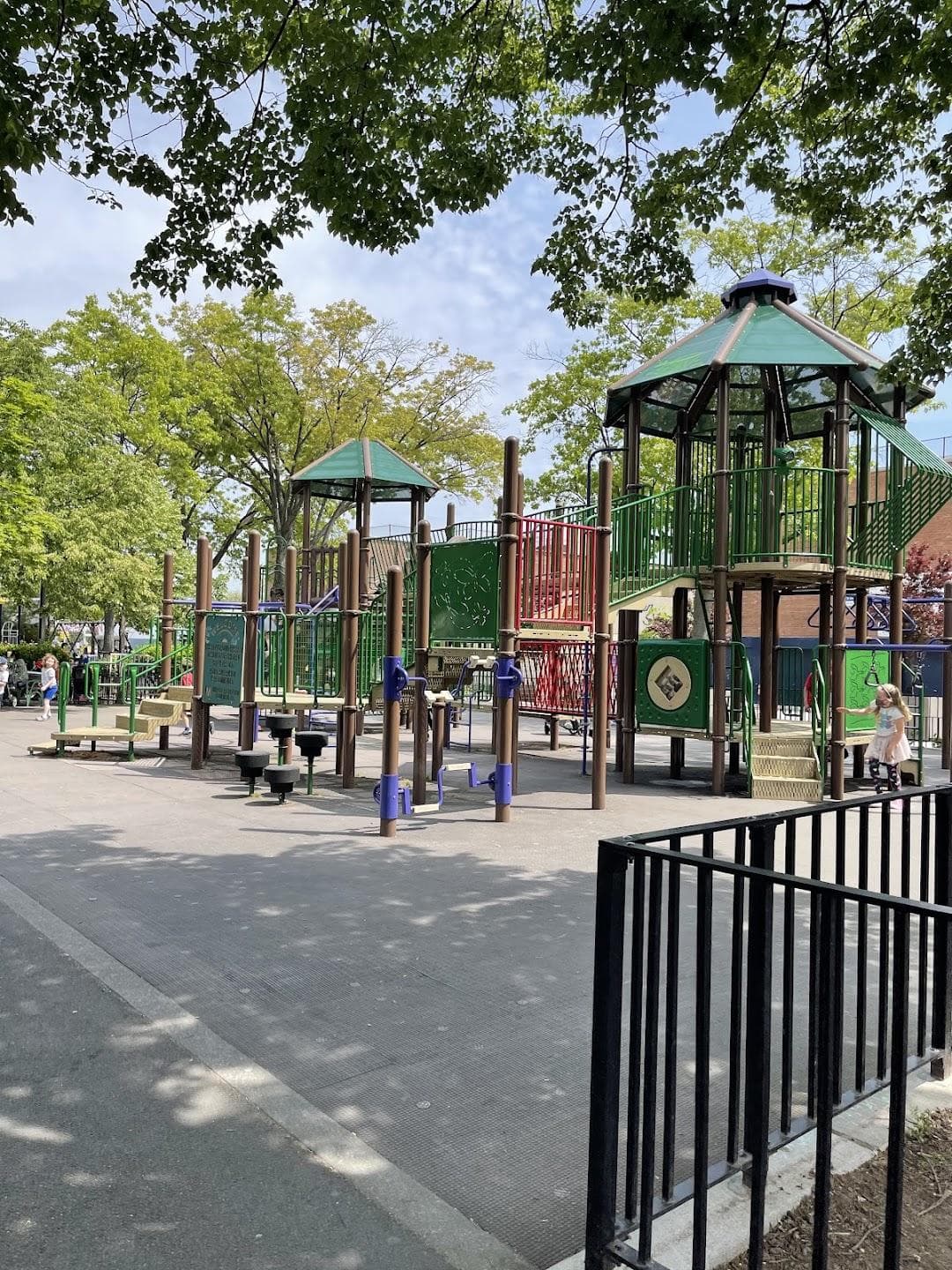 Travers Park photo 1