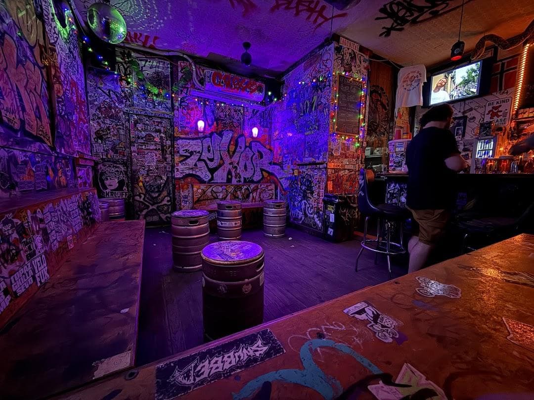 101 Wilson Bar photo 1