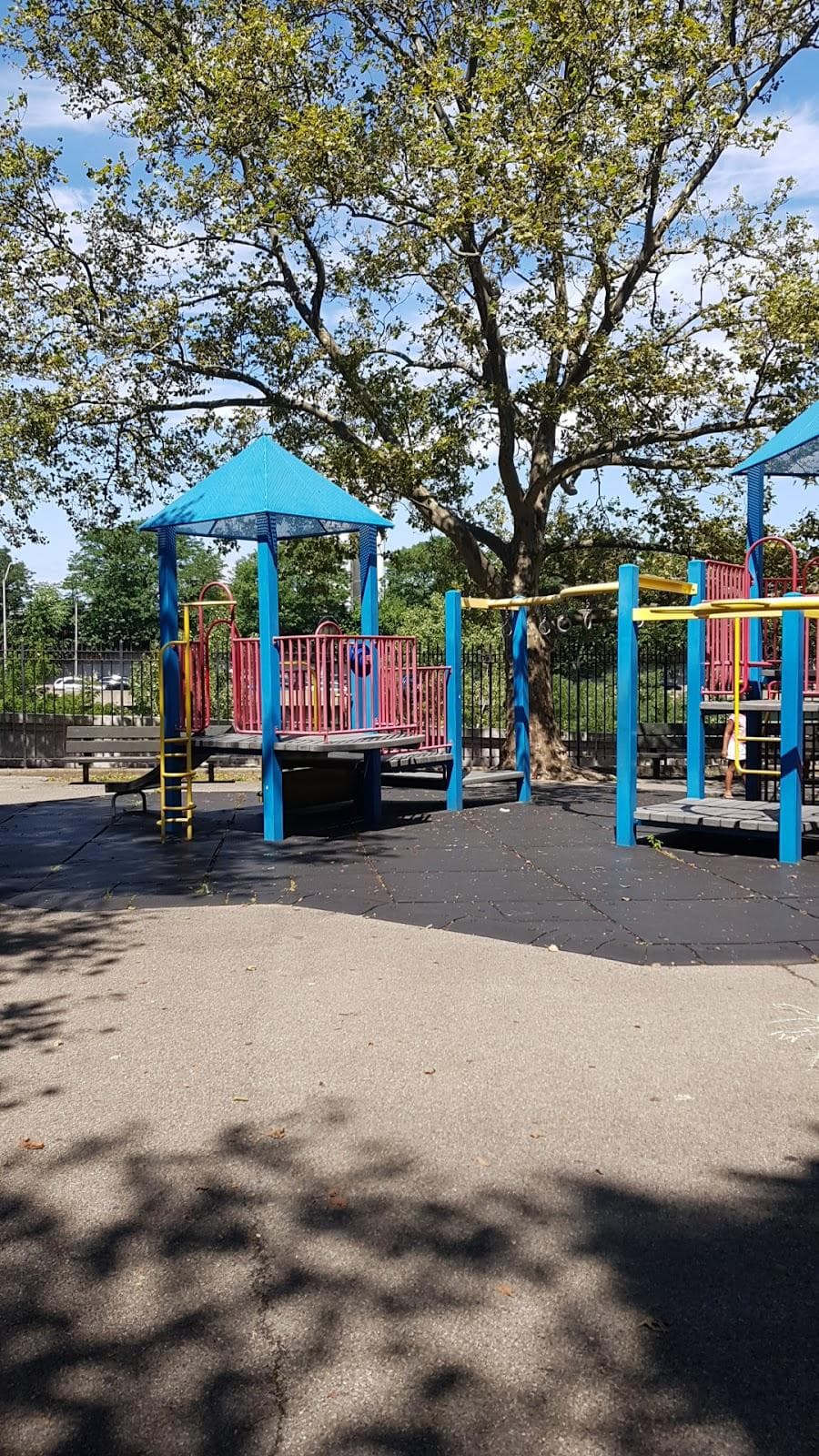 Riverbank Playground photo 3