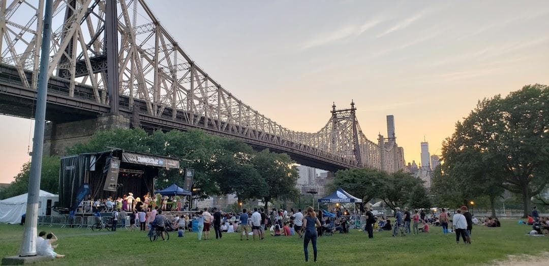 Queensbridge Park photo 6