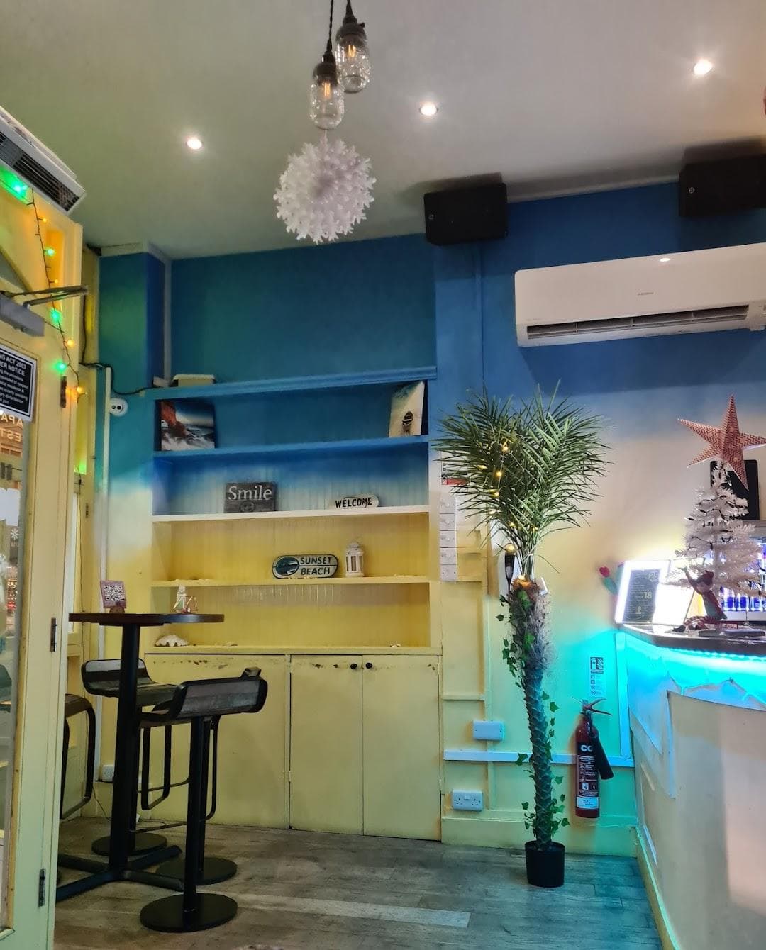 Escape Cocktail Bar and Restaurant photo 2