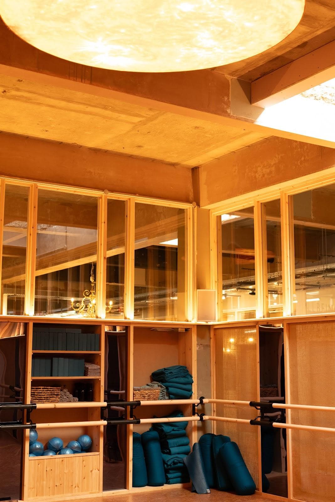 Oru Sutton: Coworking + Cafe + Yoga photo 1