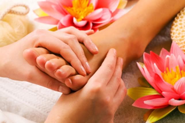 À La Carte Massage LLC by Toe2Heal photo 3