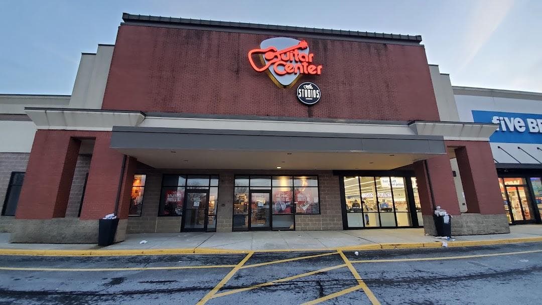 Guitar Center photo 6