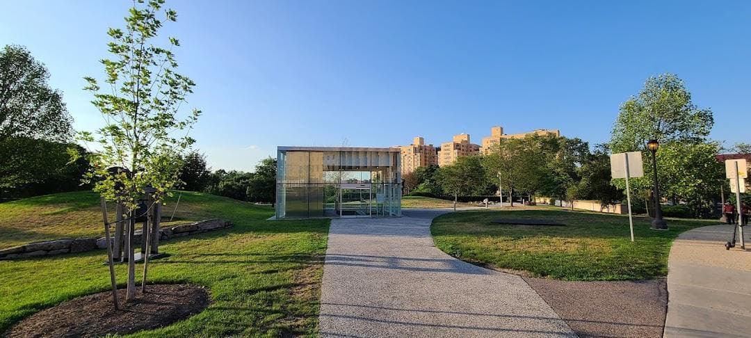 The Anne d’Harnoncourt Sculpture Garden photo 3