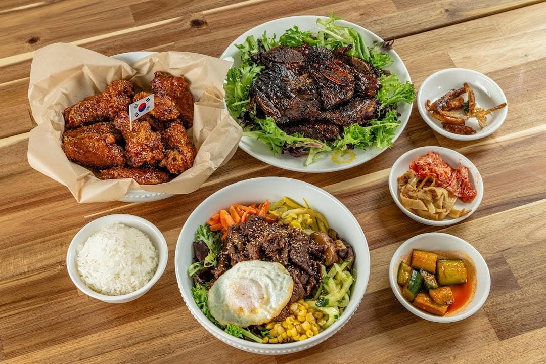 Baoshi Food Hall + Bar photo 1
