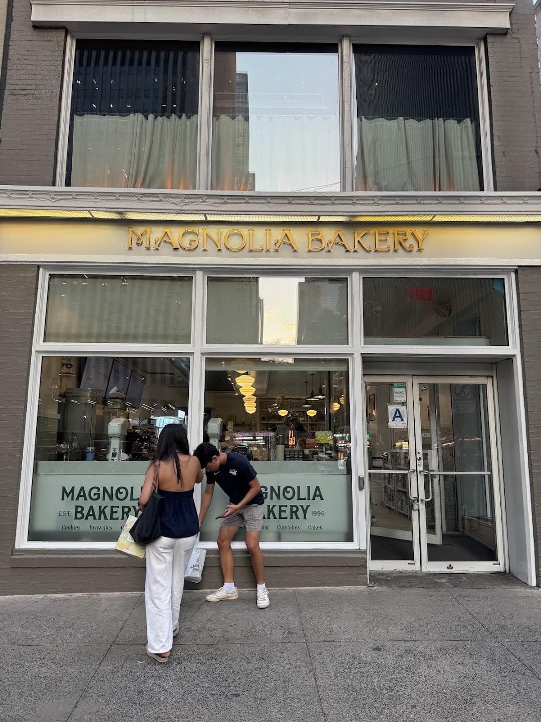 Magnolia Bakery - Rockefeller Center photo 1