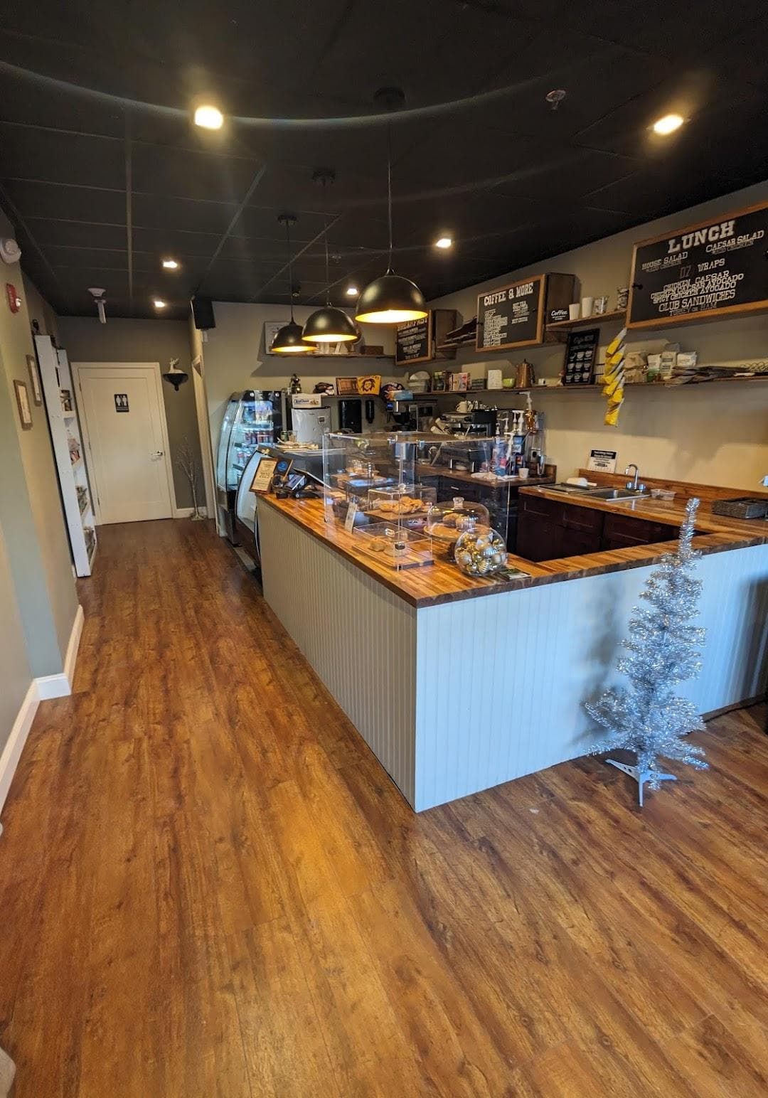 District 7 Cafe photo 1