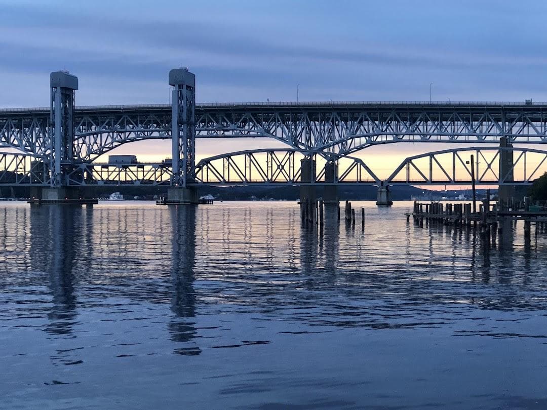Thames River photo 2