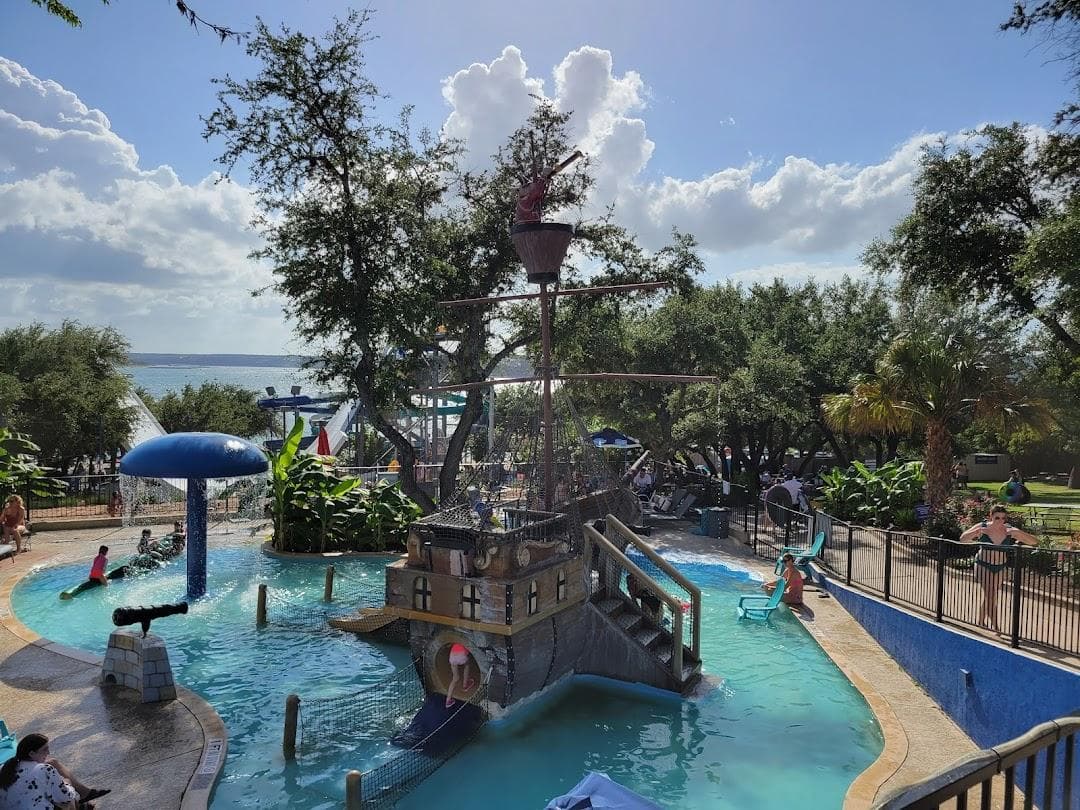 Volente Beach Resort & Waterpark photo 3