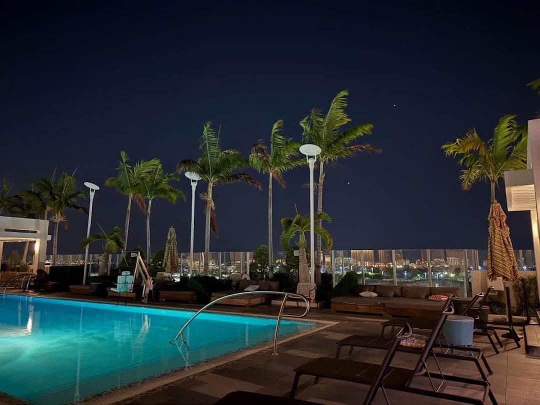 The Easton Rooftop Pool & Lounge photo 3
