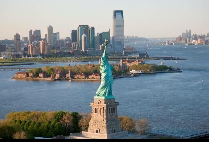 Manhattan photo 1