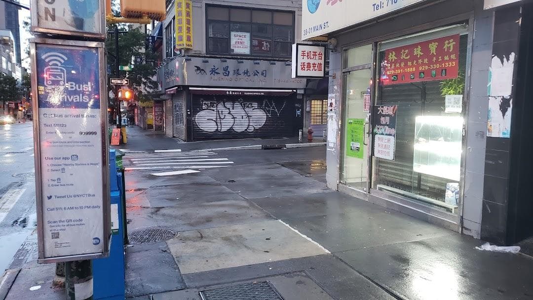Main St/38 Av photo 3