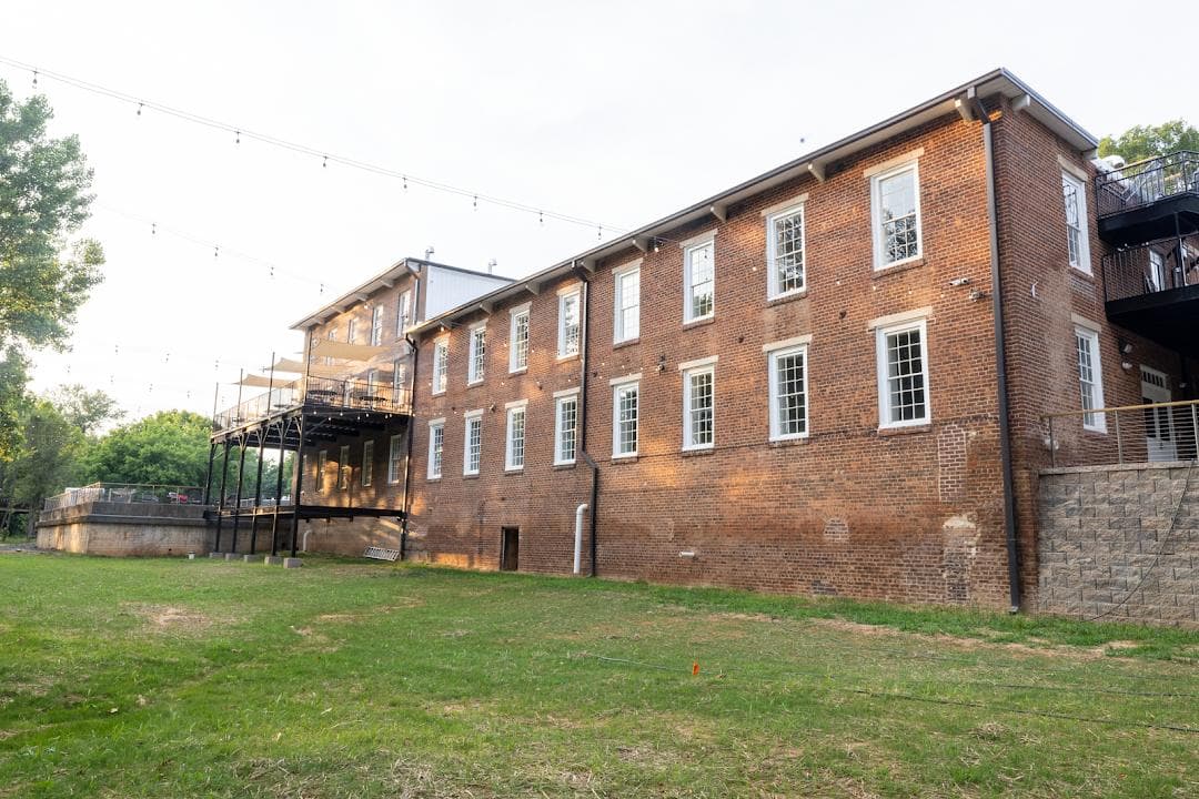 Muddy River Distillery photo 6