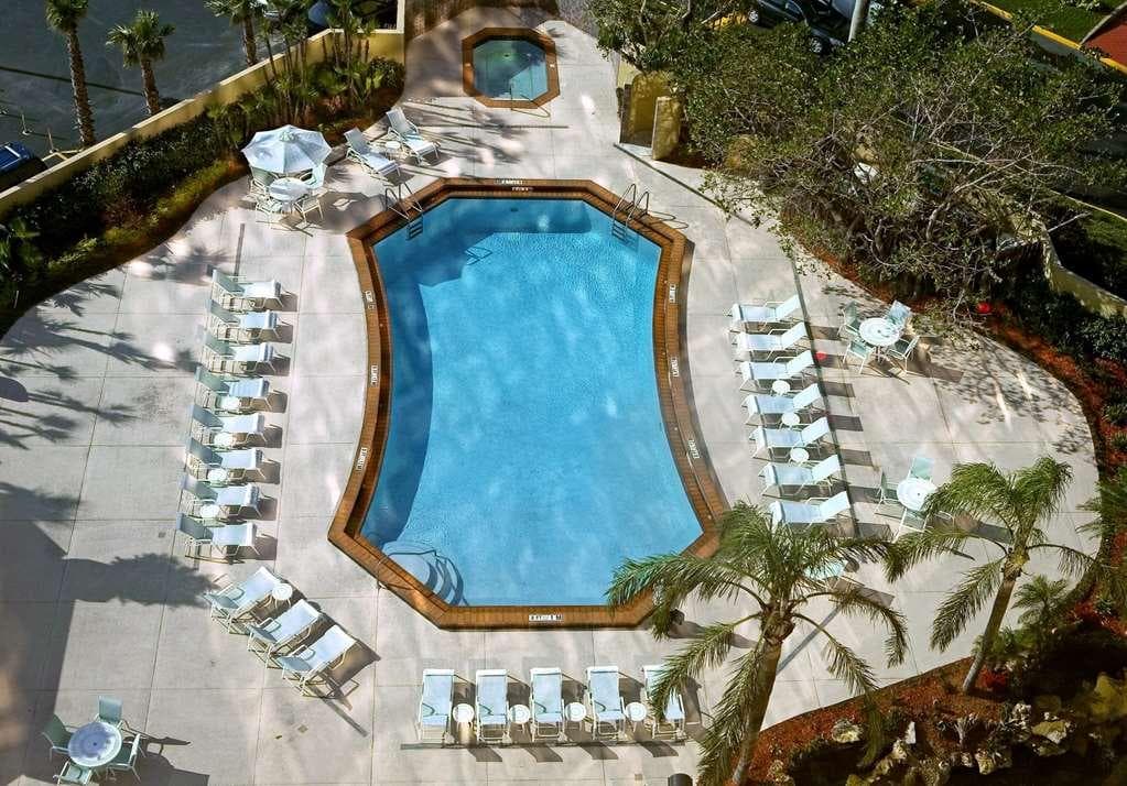 DoubleTree by Hilton Hotel Miami Airport & Convention Center photo 3