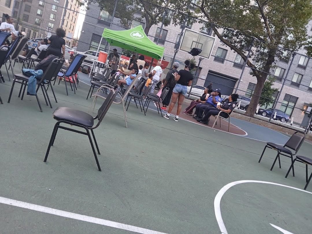 Brownsville Playground photo 1