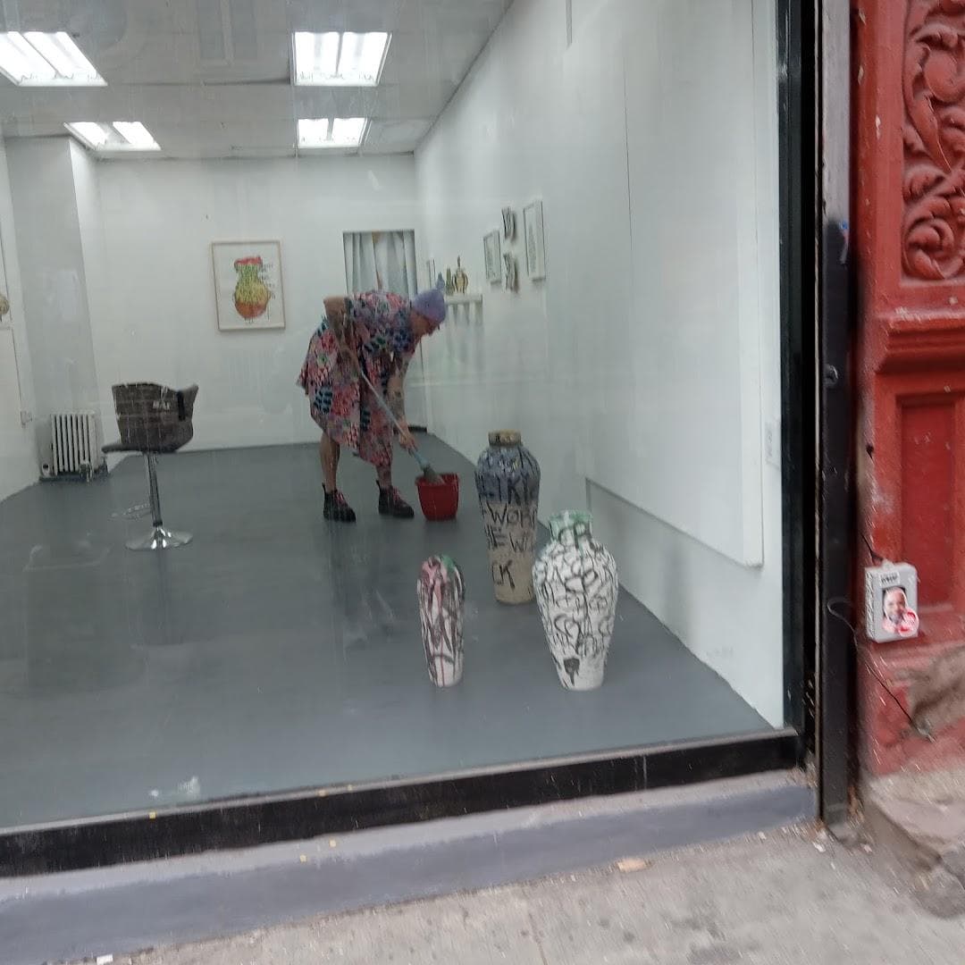 Satellite Gallery photo 6