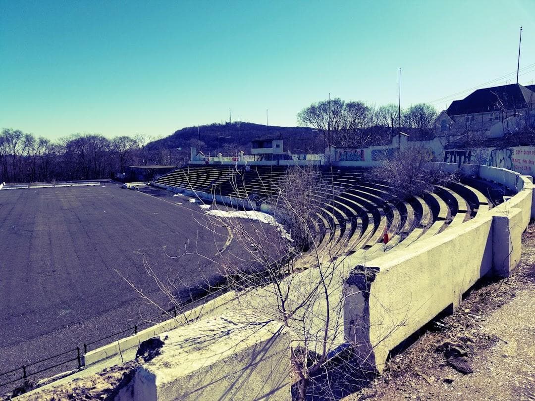 Hinchliffe Stadium photo 2