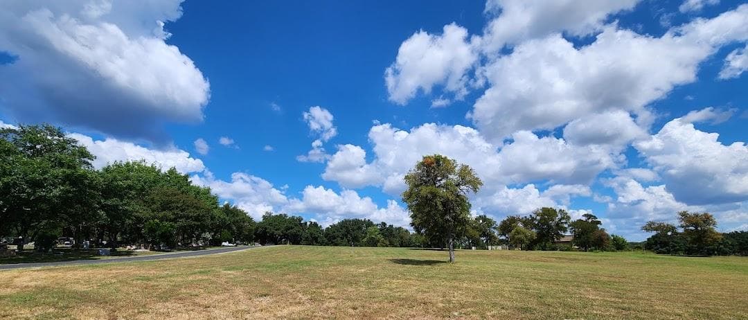 Austin Memorial Park Cemetery photo 4