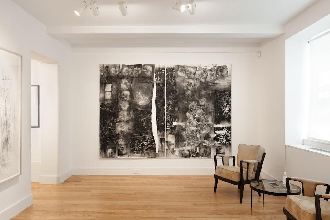 Hutchinson Modern & Contemporary photo 3