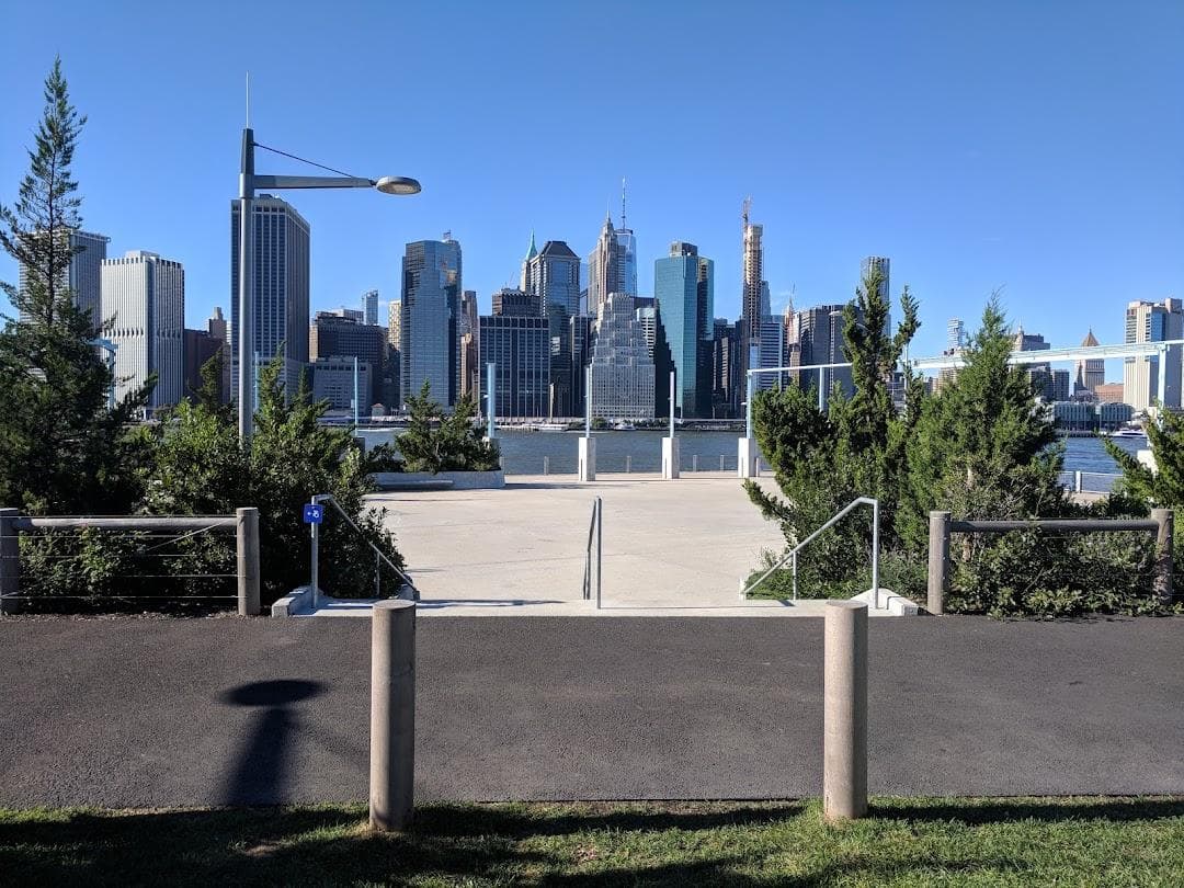 Brooklyn Bridge Park Pier 3 Plaza photo 1