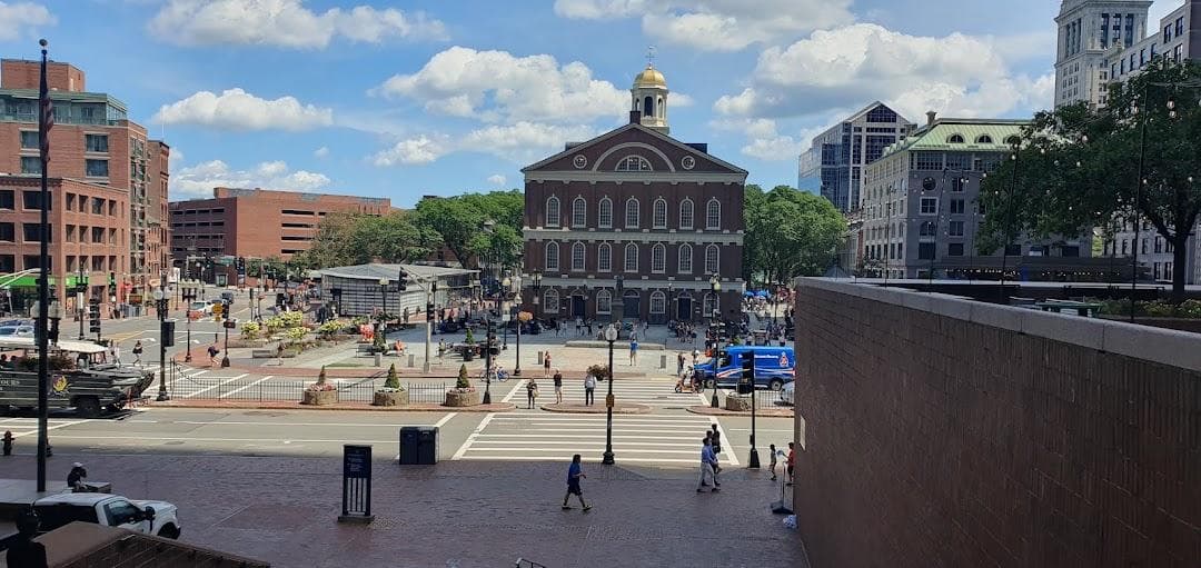 1 City Hall Square photo 4