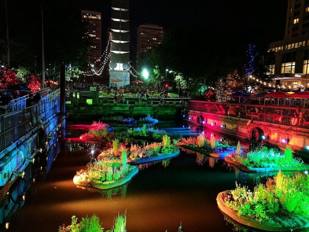 Spruce Street Harbor Park photo 4