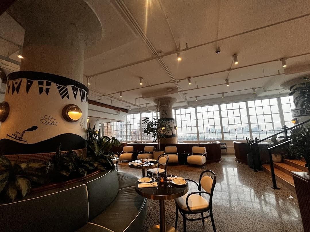 The Yacht Club photo 3