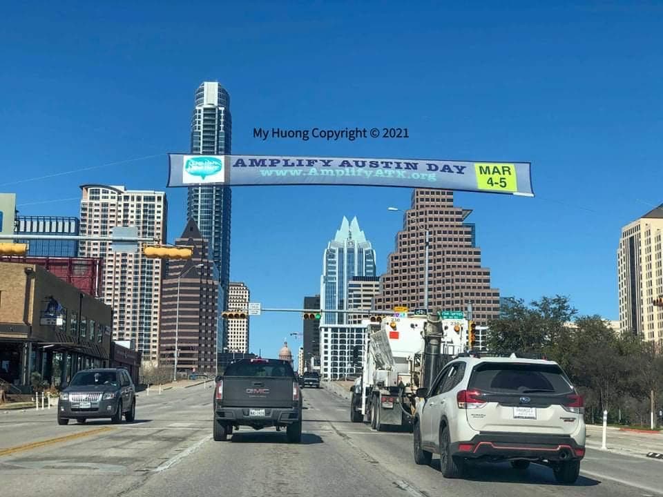 Congress Avenue photo 4