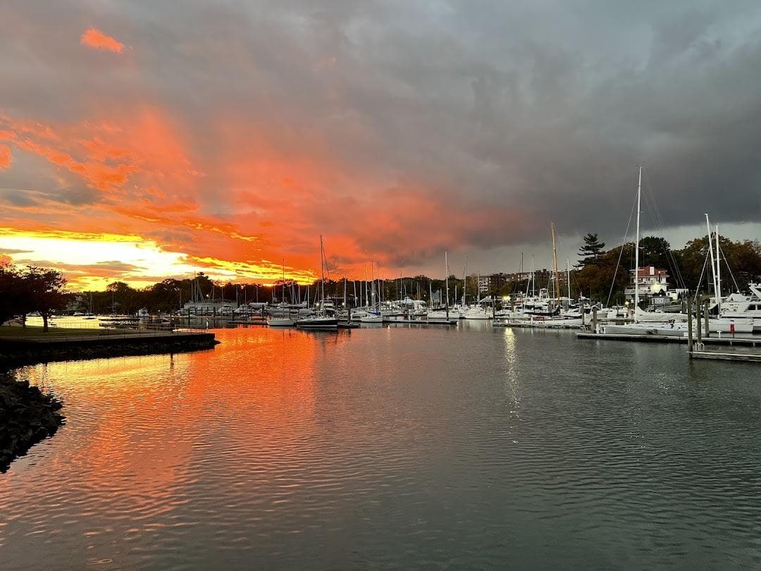 Glen Island Park photo 5