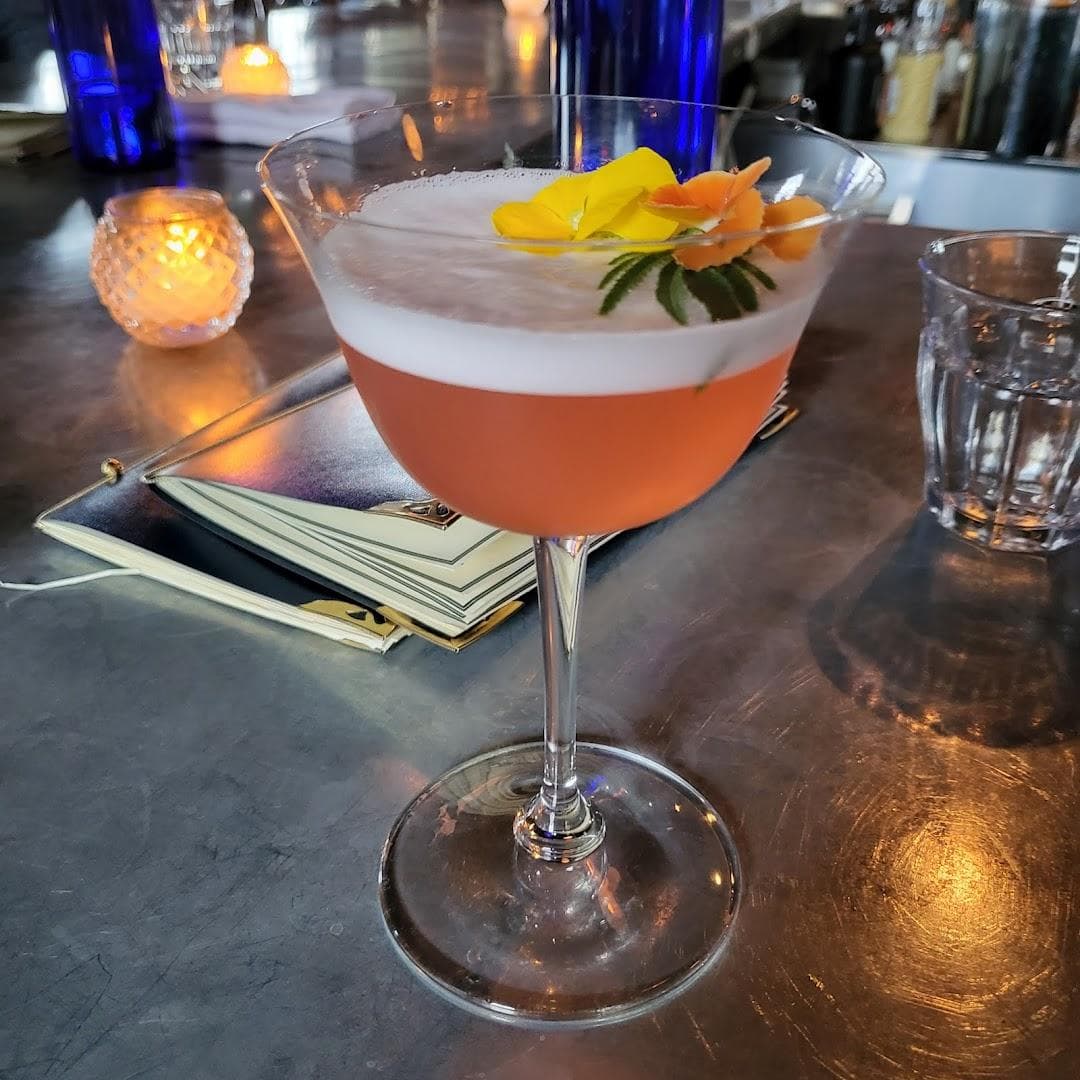 The Bluebird Cocktail Room photo 3