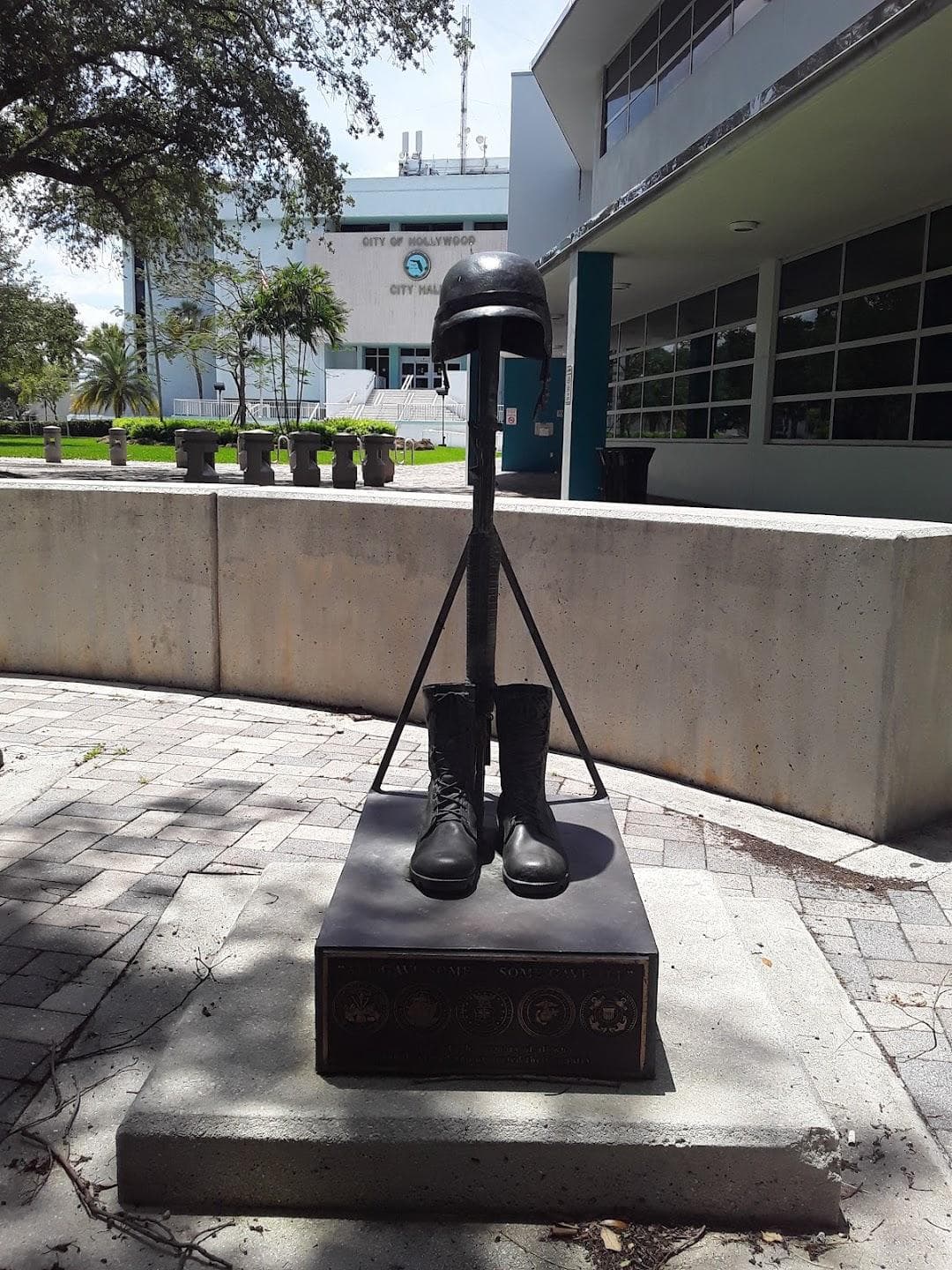 Hollywood Branch Library photo 1