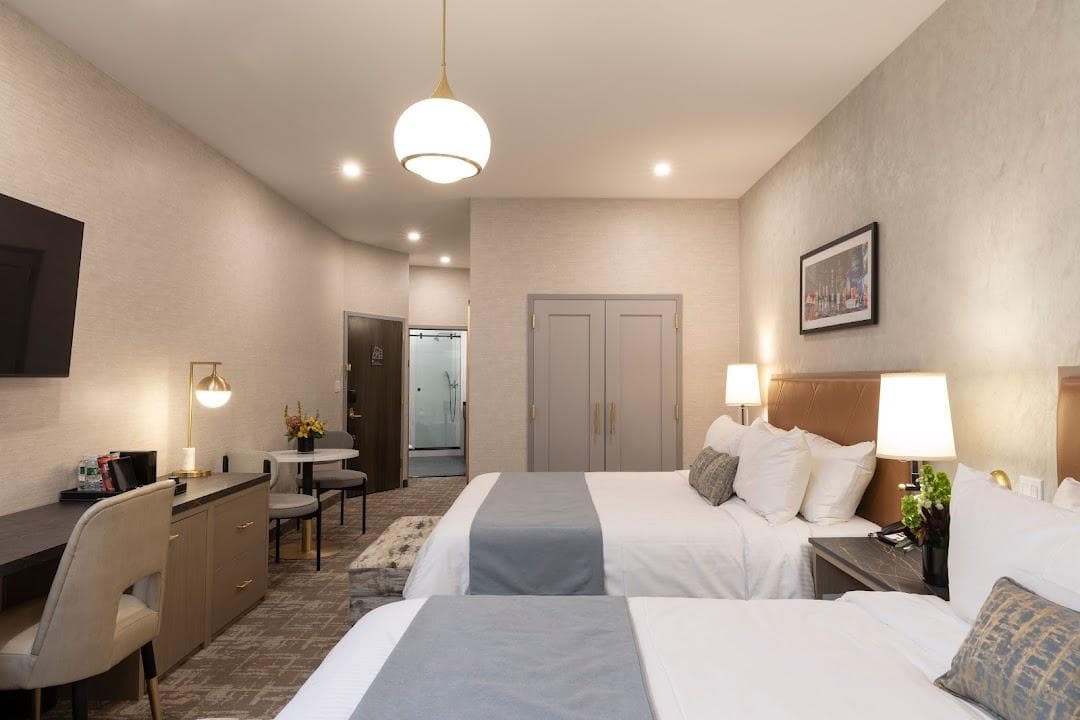 Broadway Plaza Hotel photo 5