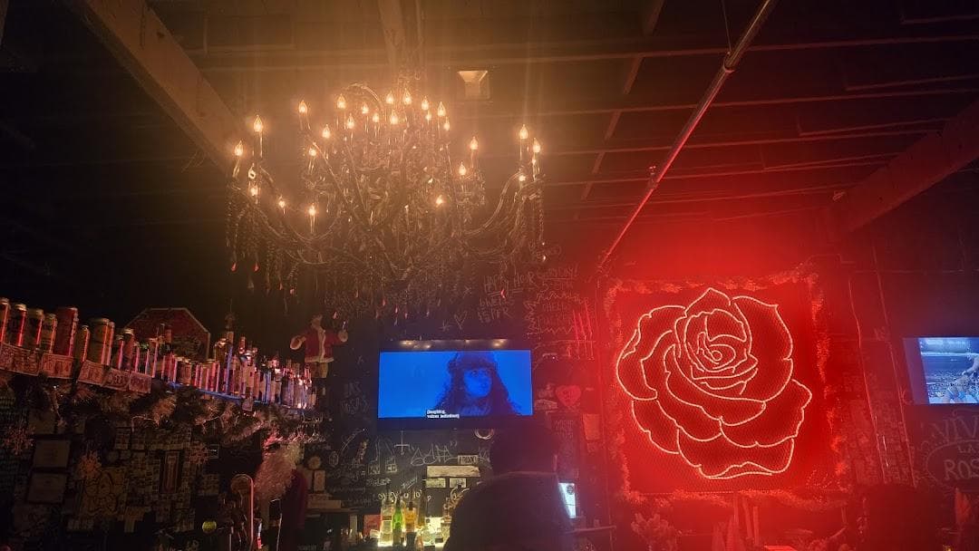 Las Rosas photo 4
