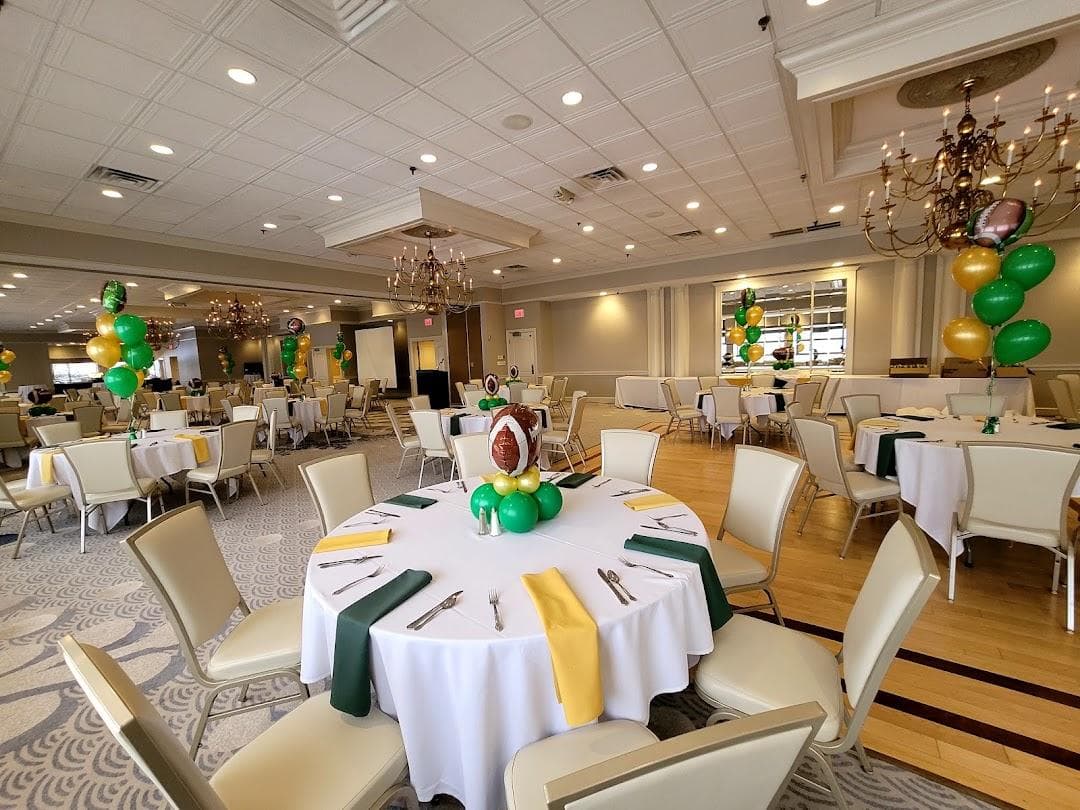 Grassy Hill Country Club photo 2