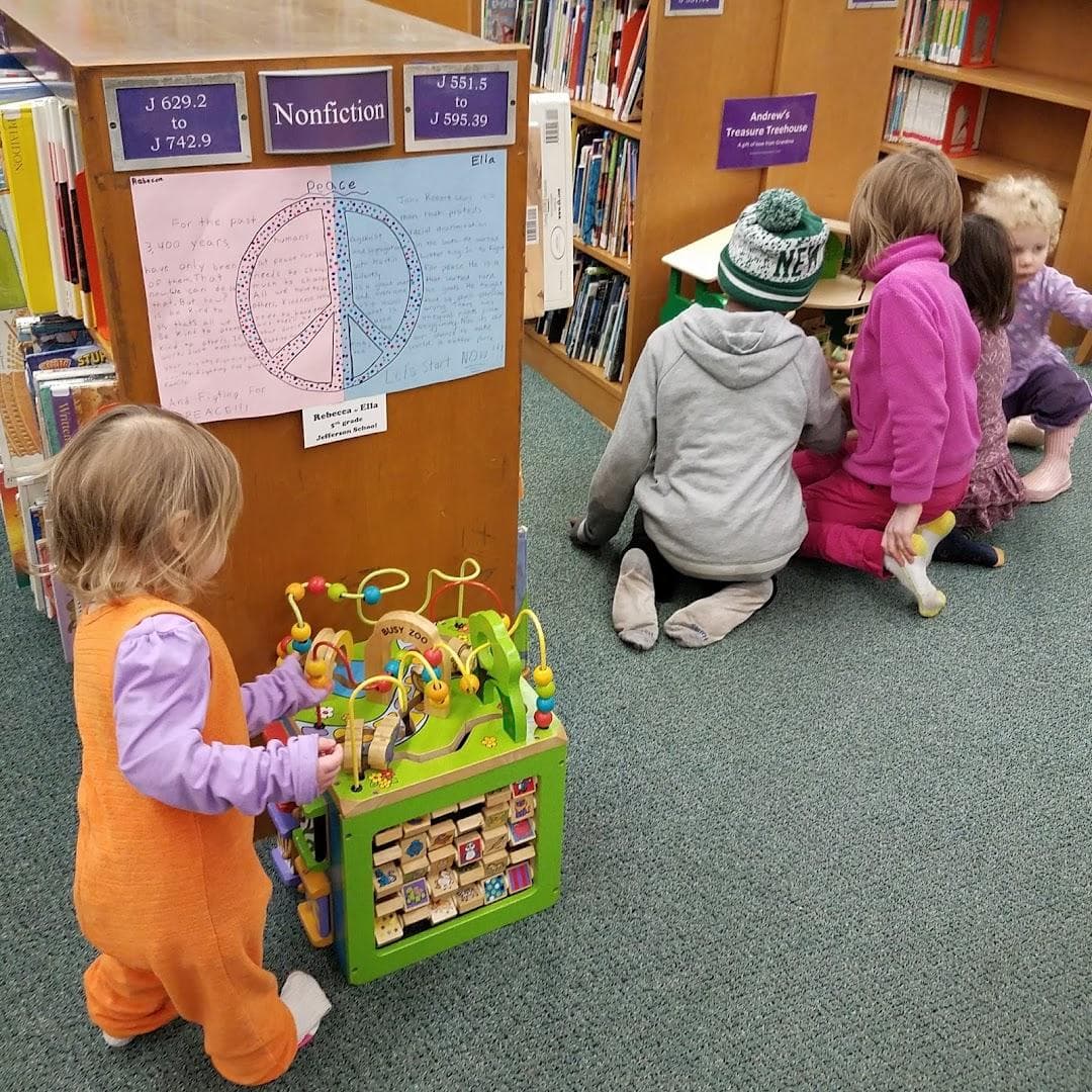 Maplewood Memorial Library photo 1