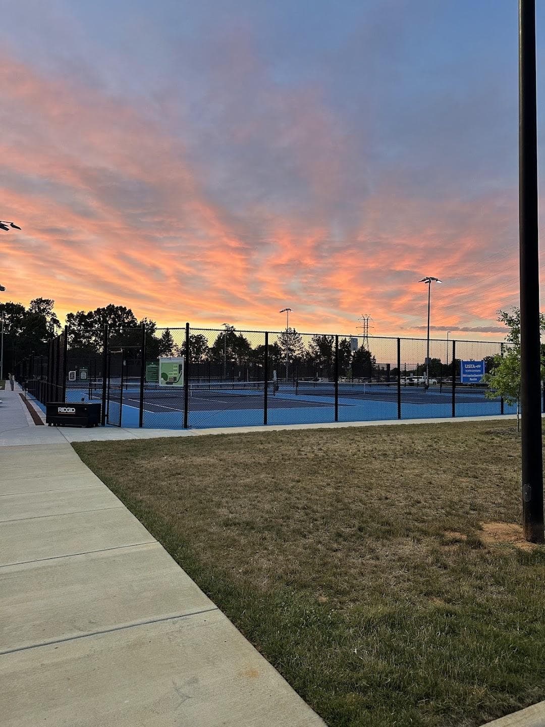 Bailey Road Park photo 2
