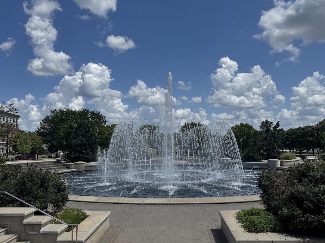 Fountain Park photo 2