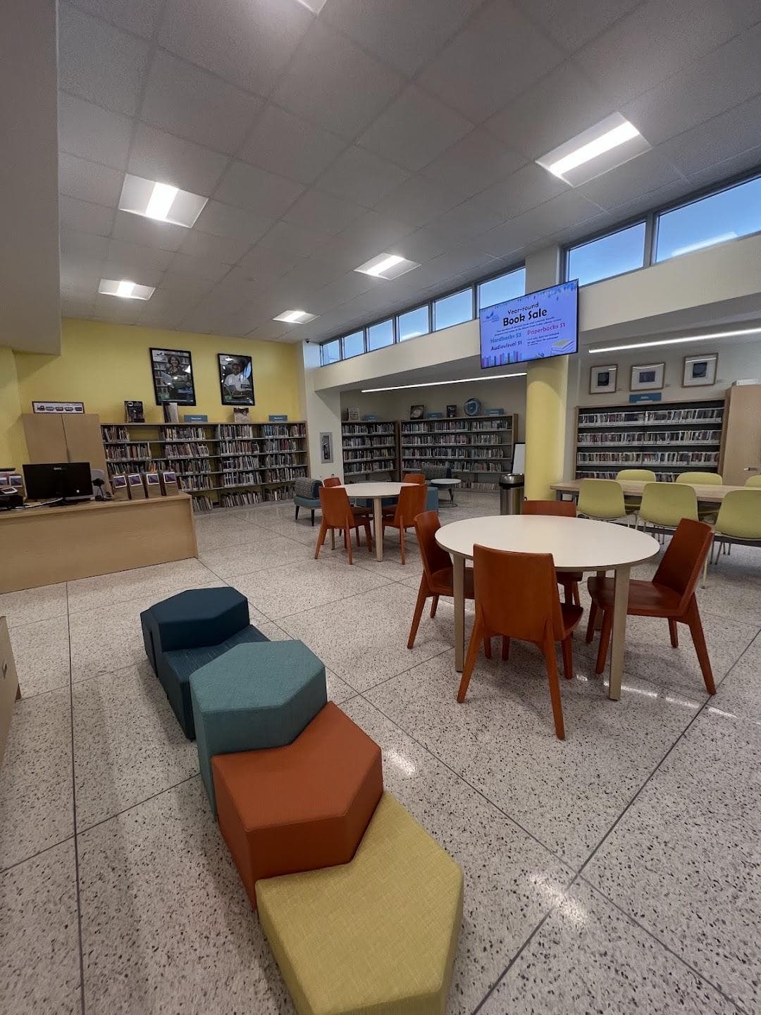 Lemon City Branch Library photo 3
