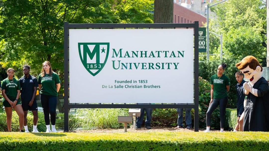 Manhattan University photo 5