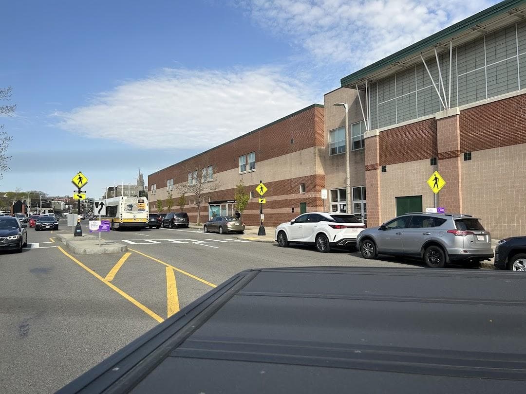 Reggie Lewis Track and Athletic Center photo 4