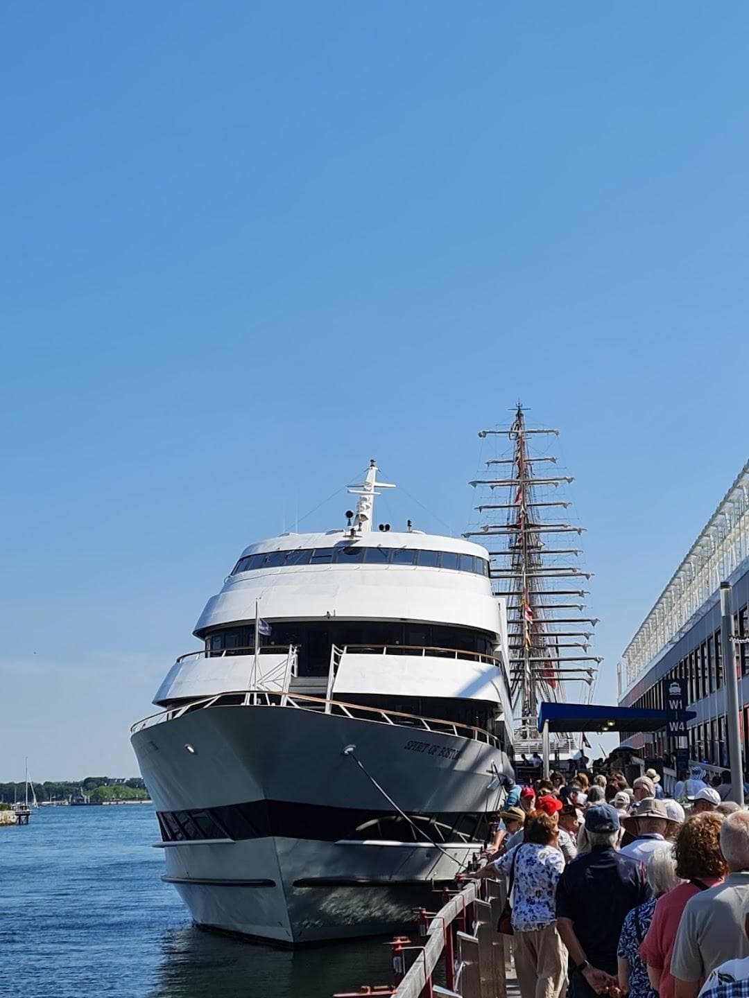 Boston Harbor City Cruises photo 6