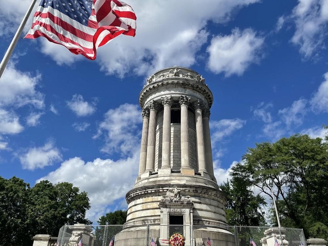 Soldiers' and Sailors' Monument photo 4