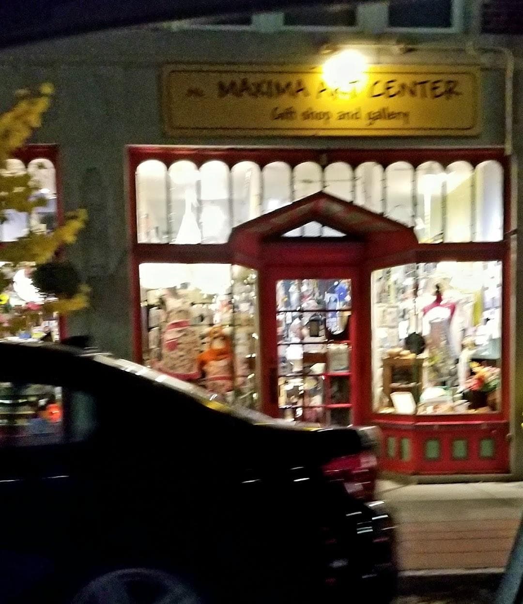 Maxima Gift & Book Center and Maxima Hive photo 2