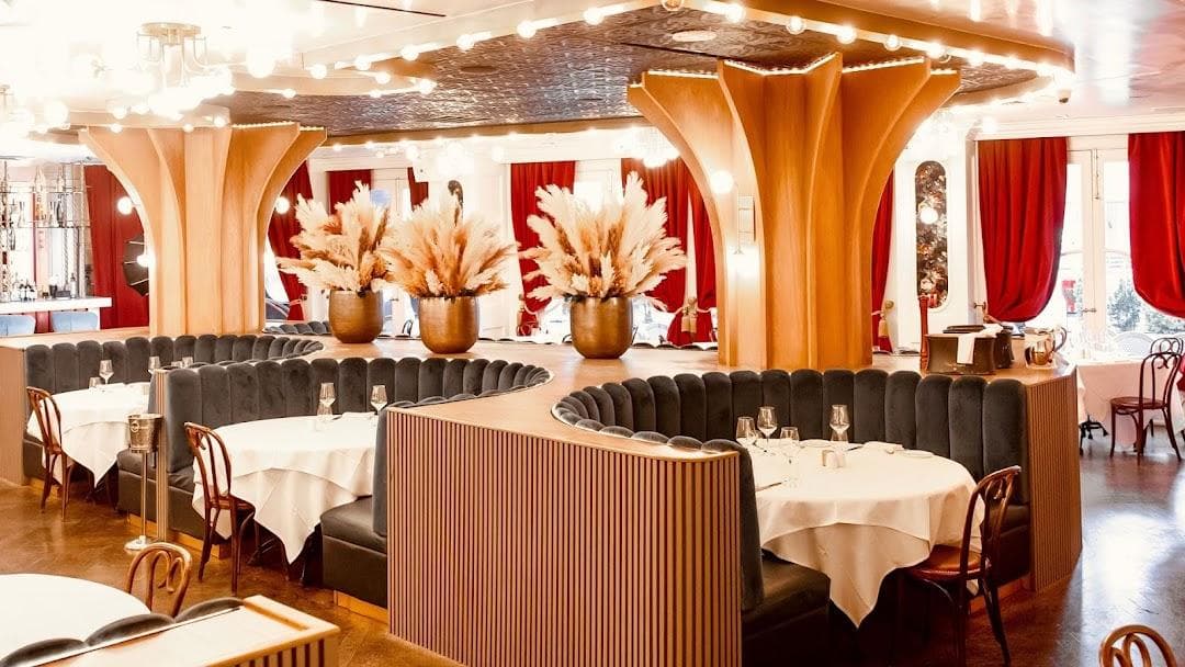 Maison Close Restaurant photo 4