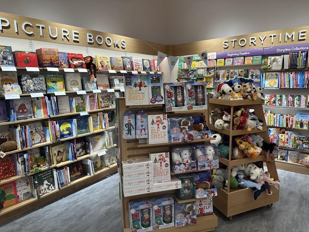 Barnes & Noble photo 6