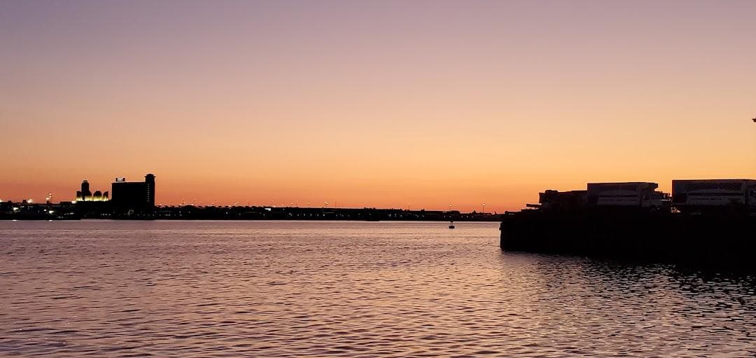 Commonwealth Pier photo 2
